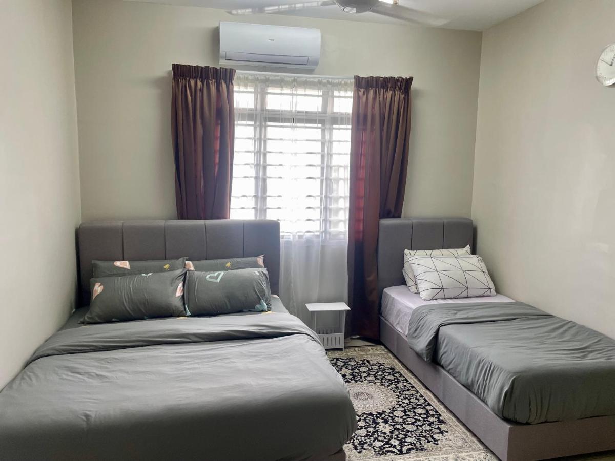 Omma Putrajaya, Presint 17 * Putrajaya