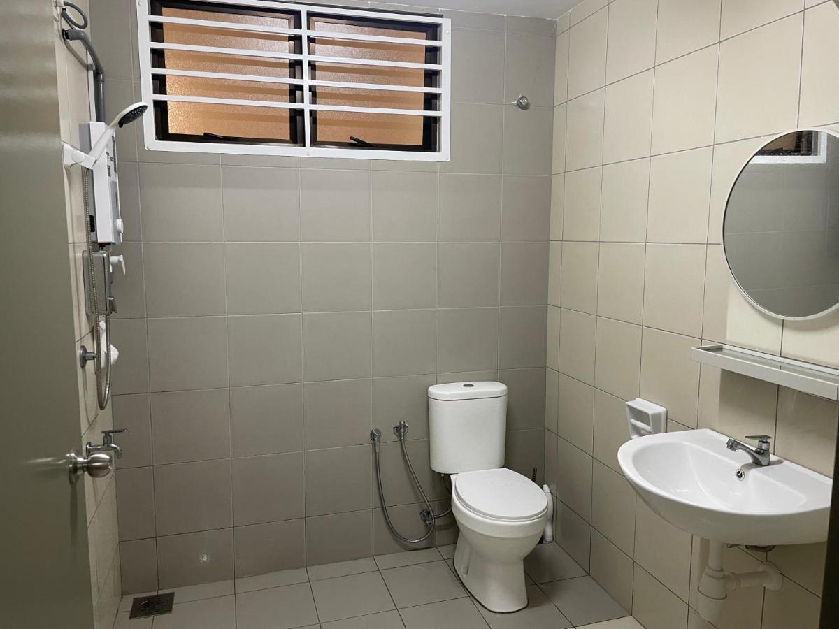 Omma Putrajaya, Presint 17 Apartment